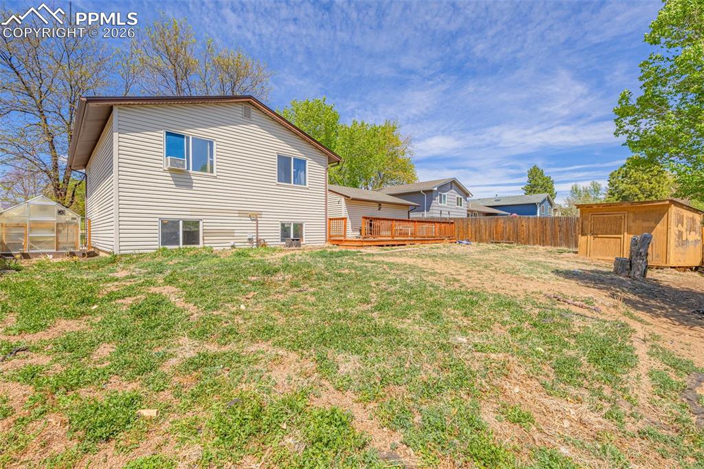 Image 27 of 38: Back of Structure