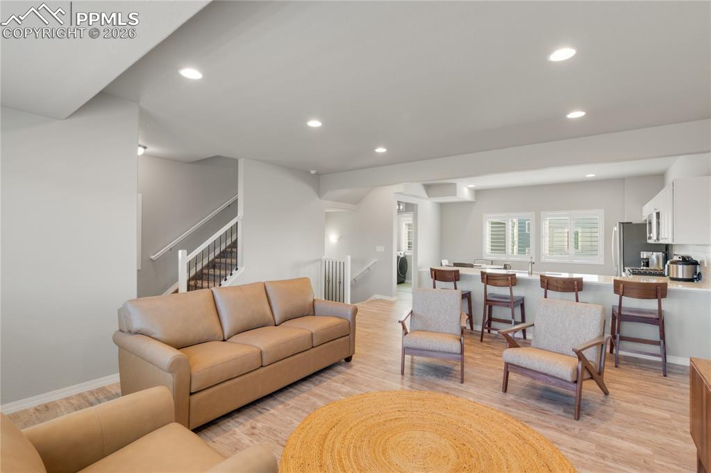 Image 17 of 39: Family Room