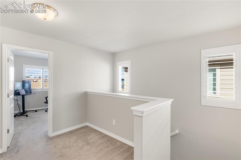 Image 19 of 39: Loft