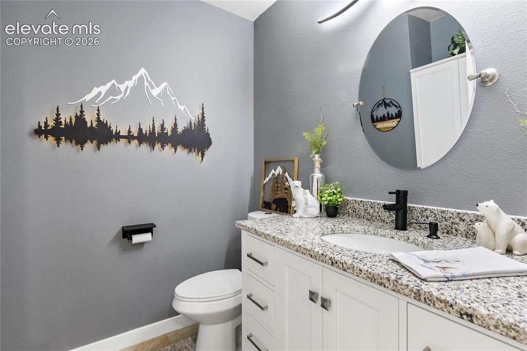 Image 15 of 45: Bathroom
