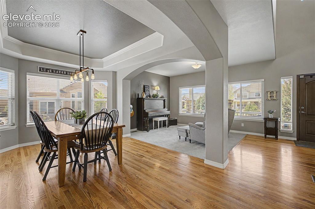 Image 2 of 48: Dining Area