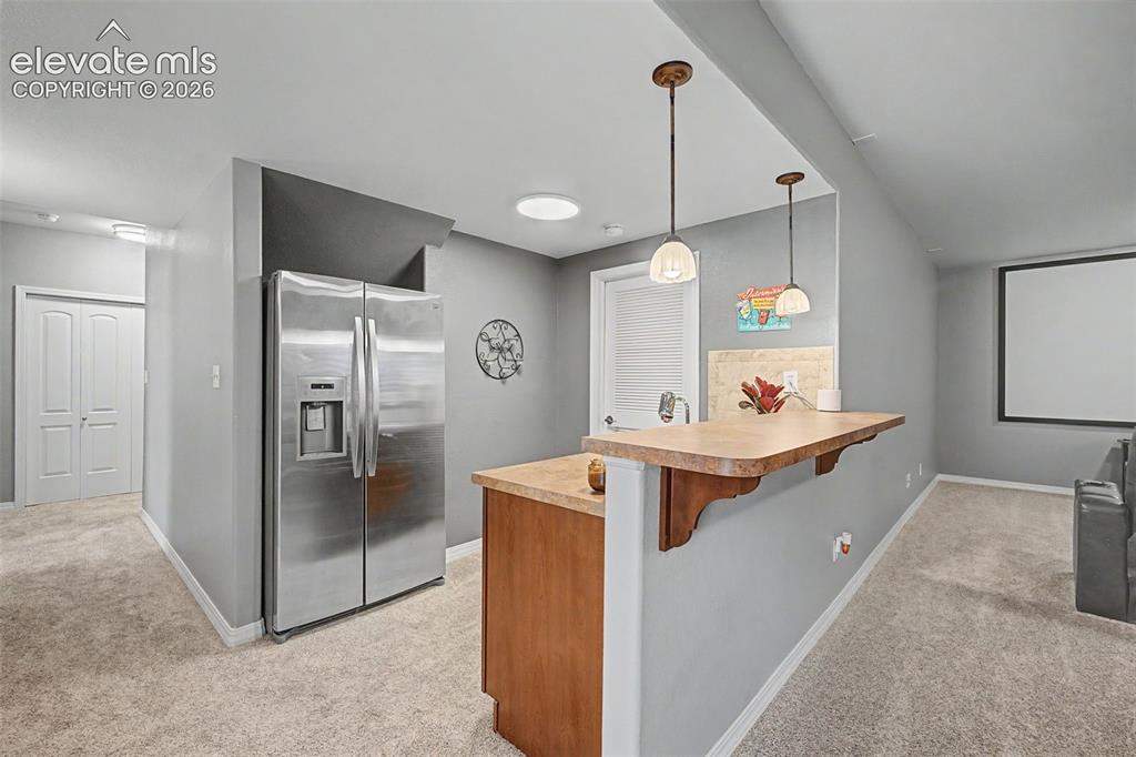 Image 44 of 48: Kitchen