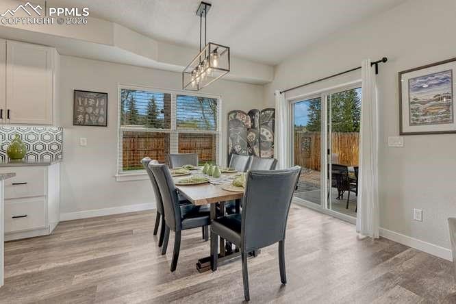 Image 10 of 37: Dining Area