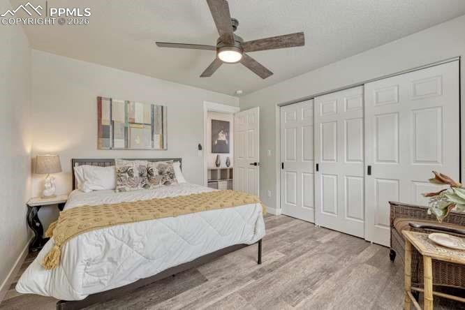 Image 18 of 37: Bedroom