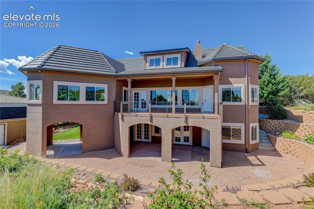 Image 36 of 37: Multiple outdoor living spaces