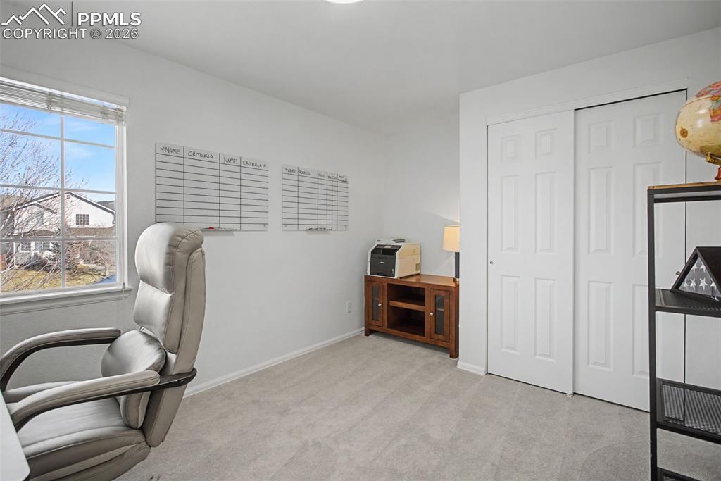 Image 26 of 44: Office