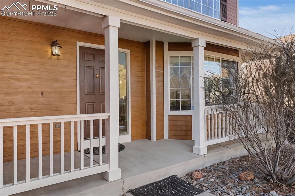 Image 3 of 44: Entry