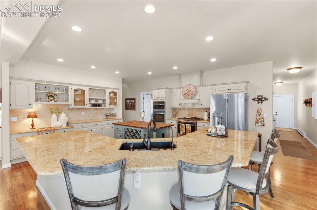 Listing 6720450, Image 12 of 43