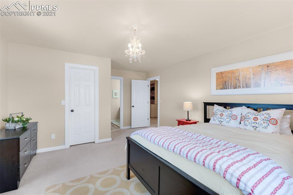 Listing 6720450, Image 18 of 43