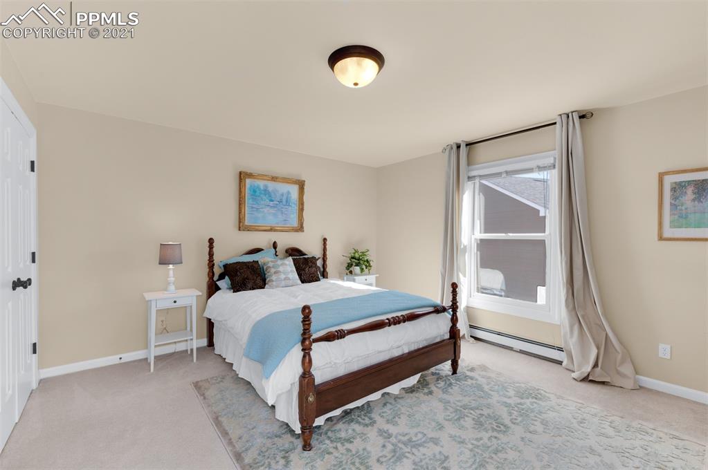 Listing 6720450, Image 21 of 43