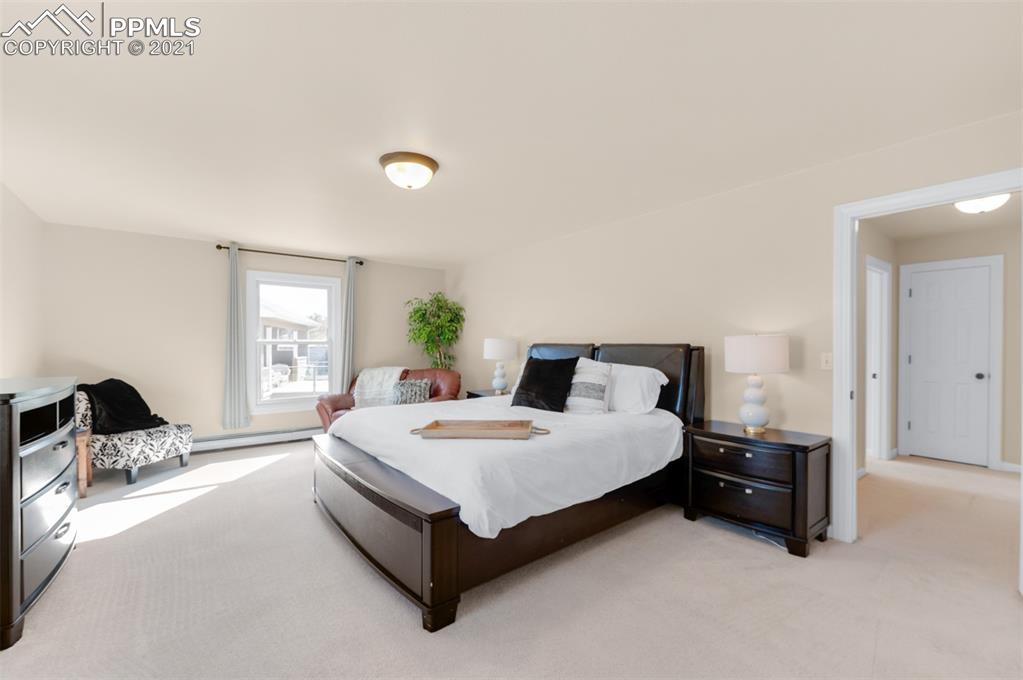 Listing 6720450, Image 22 of 43