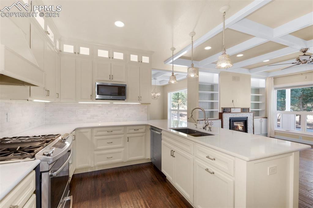Listing 6720450, Image 37 of 43