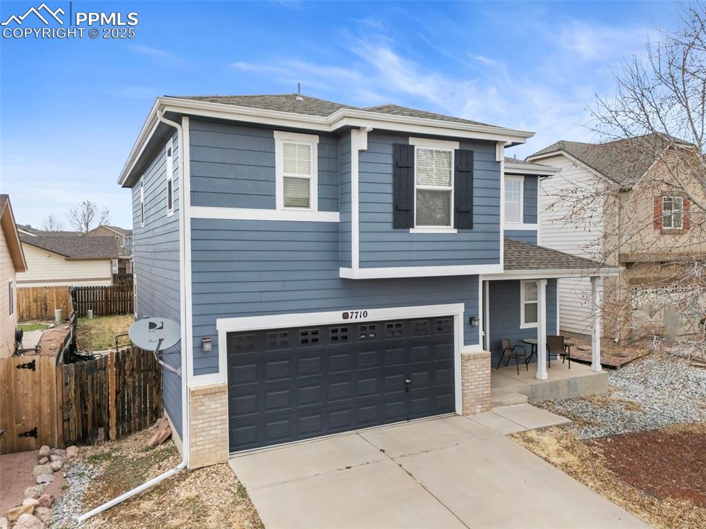 Image 25 of 33: Front of Structure