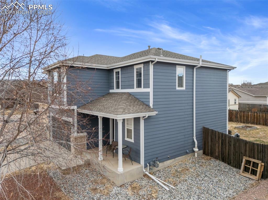 Image 27 of 33: Side of Structure