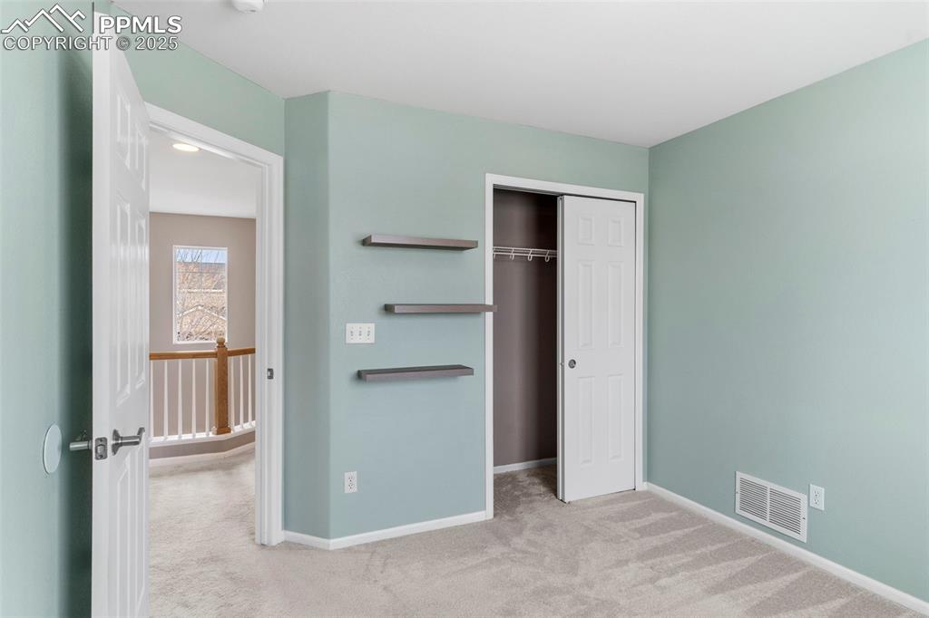 Image 9 of 33: Bedroom