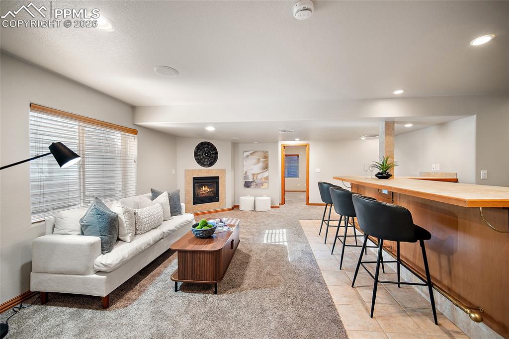 Image 39 of 50: Family Room