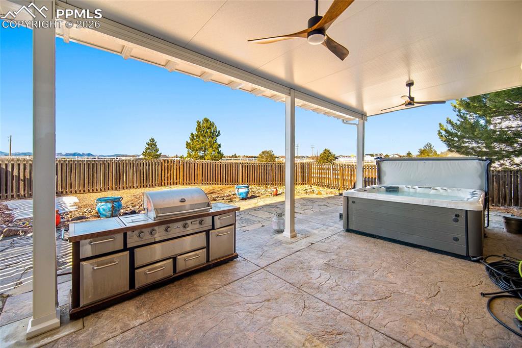 Image 43 of 50: Patio