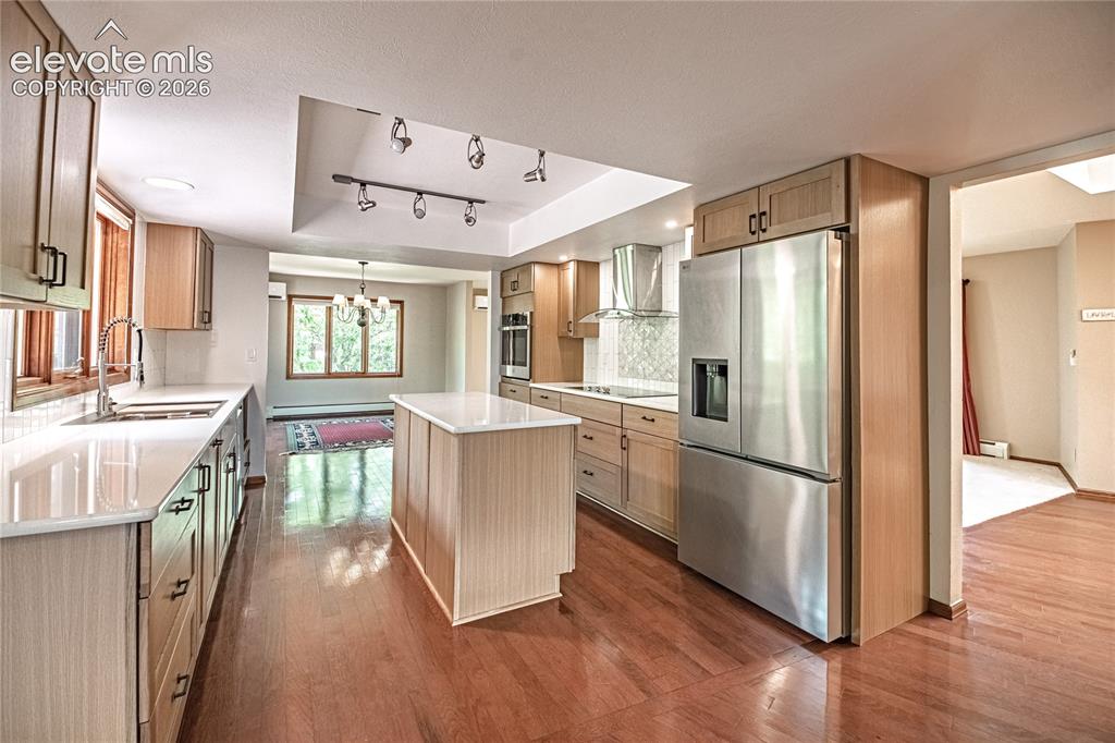 Image 12 of 43: Kitchen
