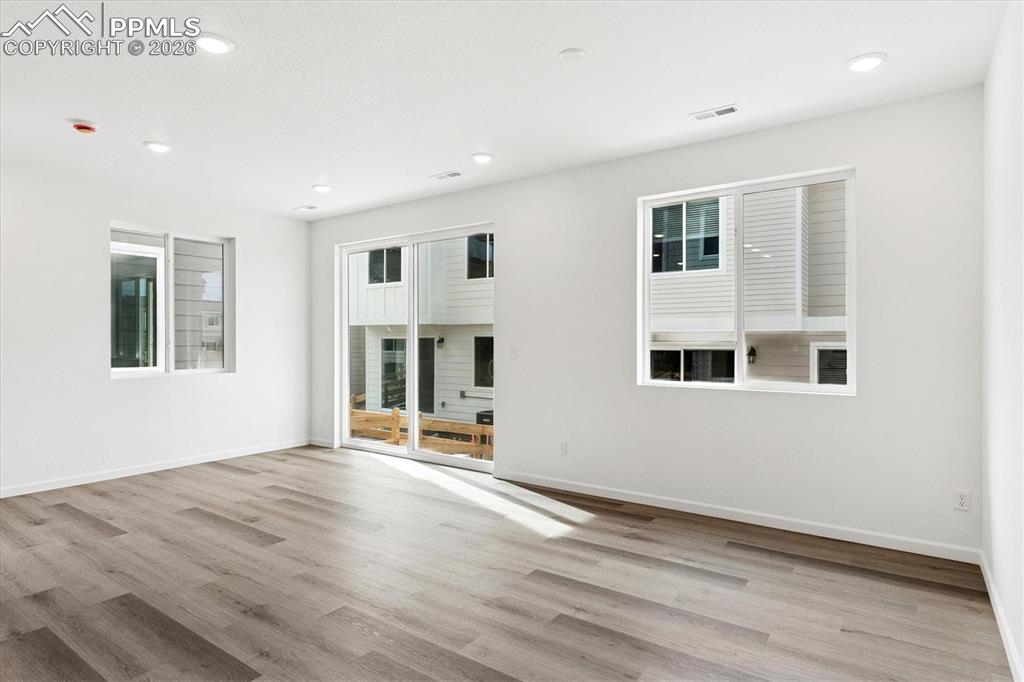 Image 7 of 22: No Description Available