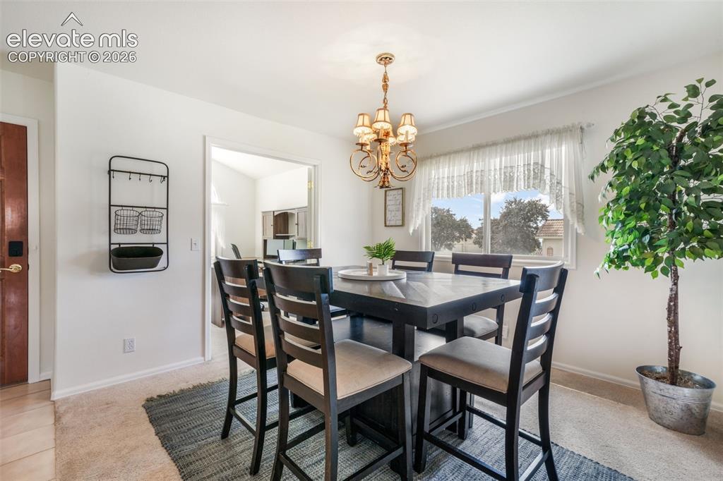 Image 9 of 50: Dining Area