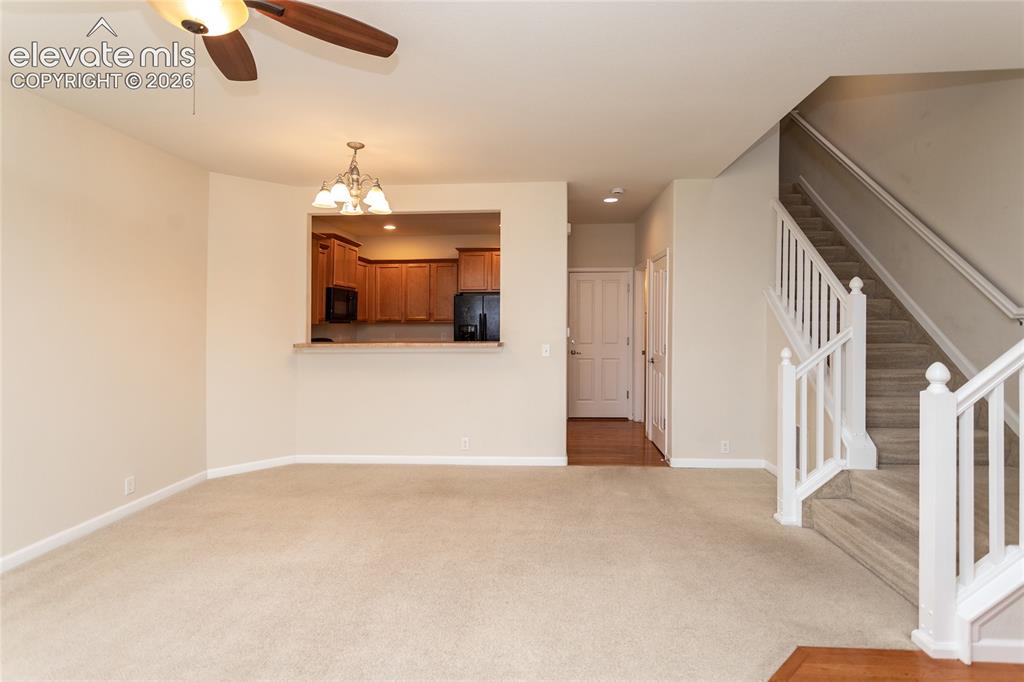 Image 5 of 30: Living Room