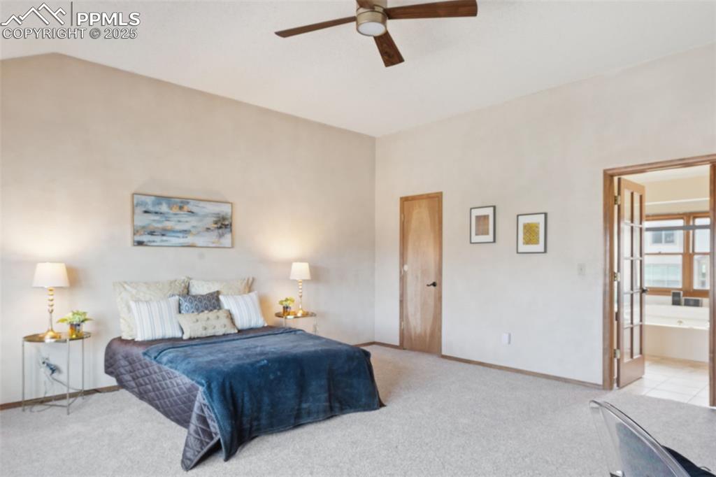 Image 19 of 48: Bedroom
