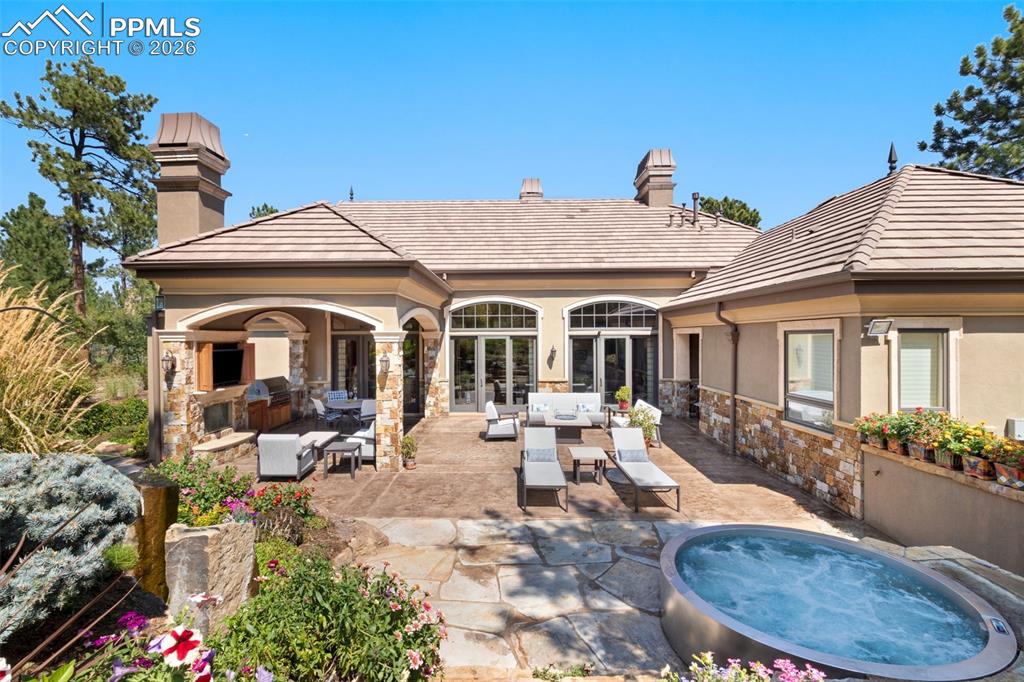 Image 46 of 50: Back of Structure