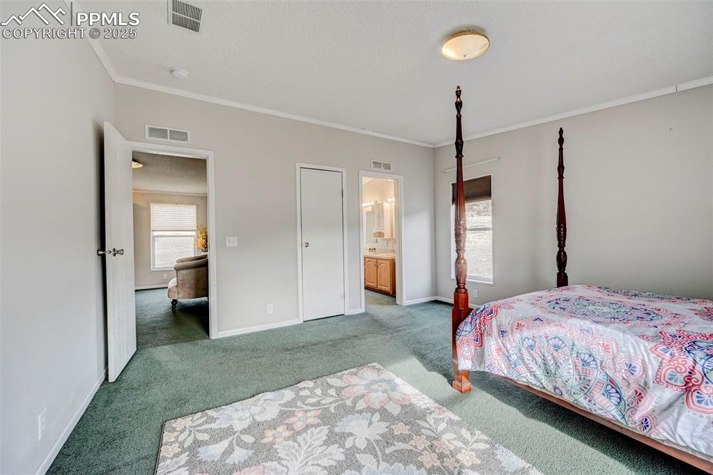 Image 12 of 46: Bedroom