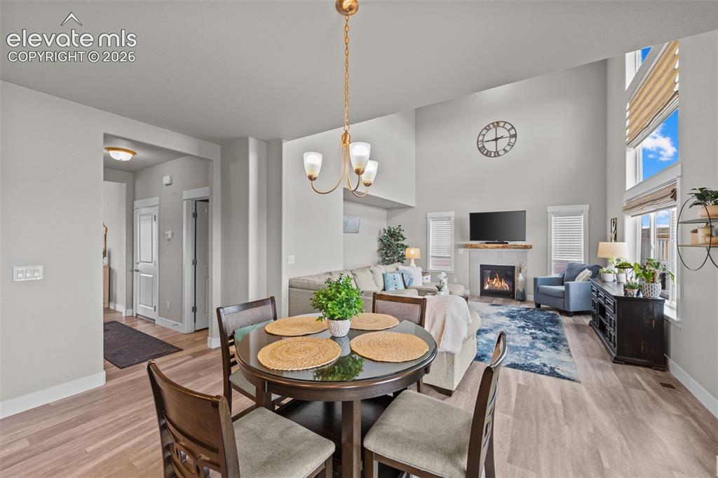 Image 10 of 46: Dining Area