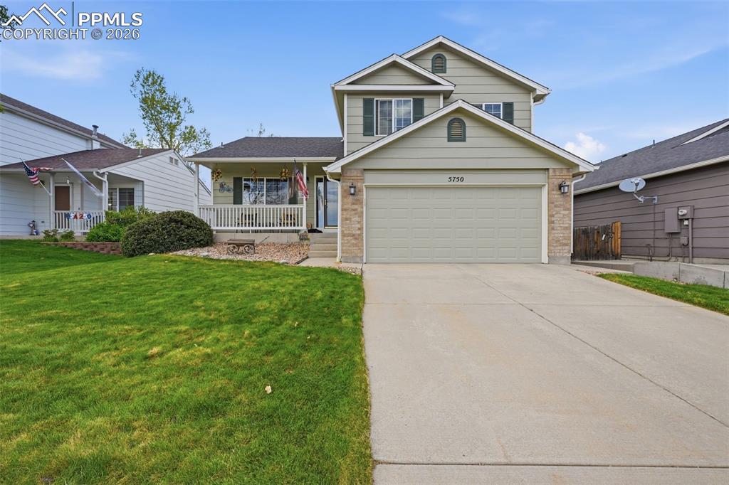 Image 4 of 35: Front of Structure