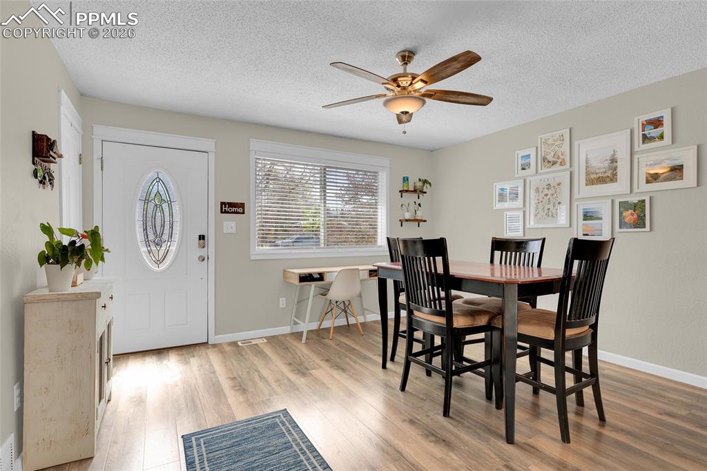 Image 10 of 37: Dining Area