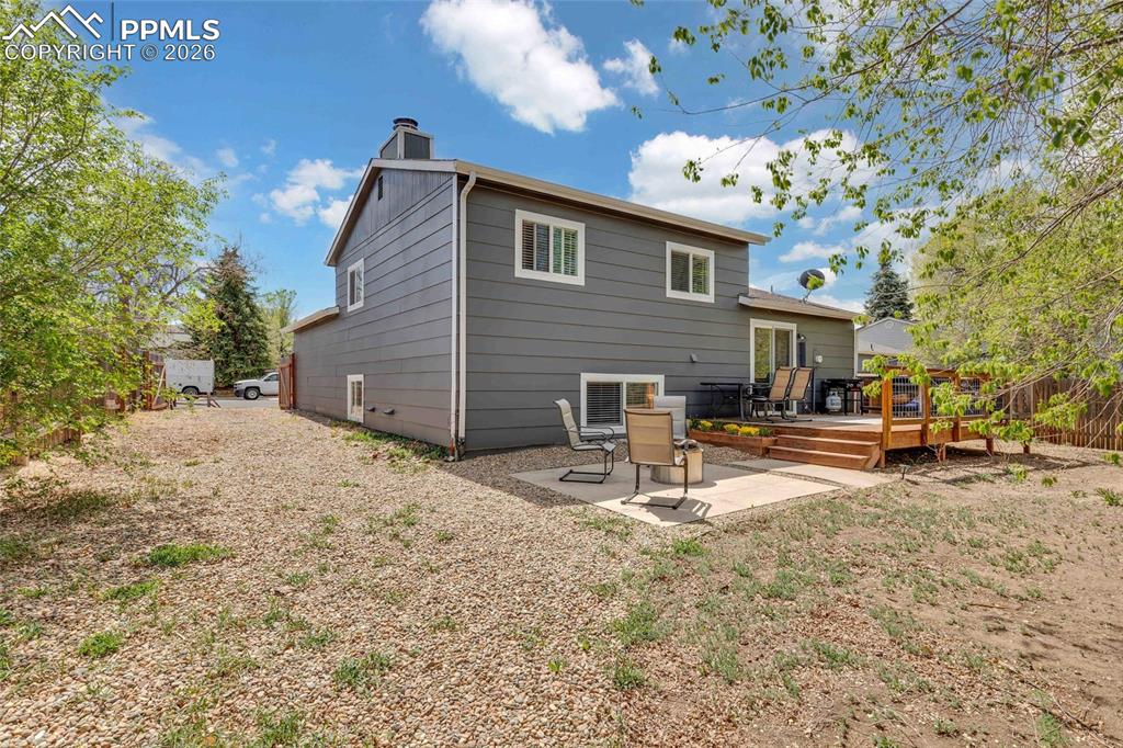 Image 37 of 37: Back of Structure