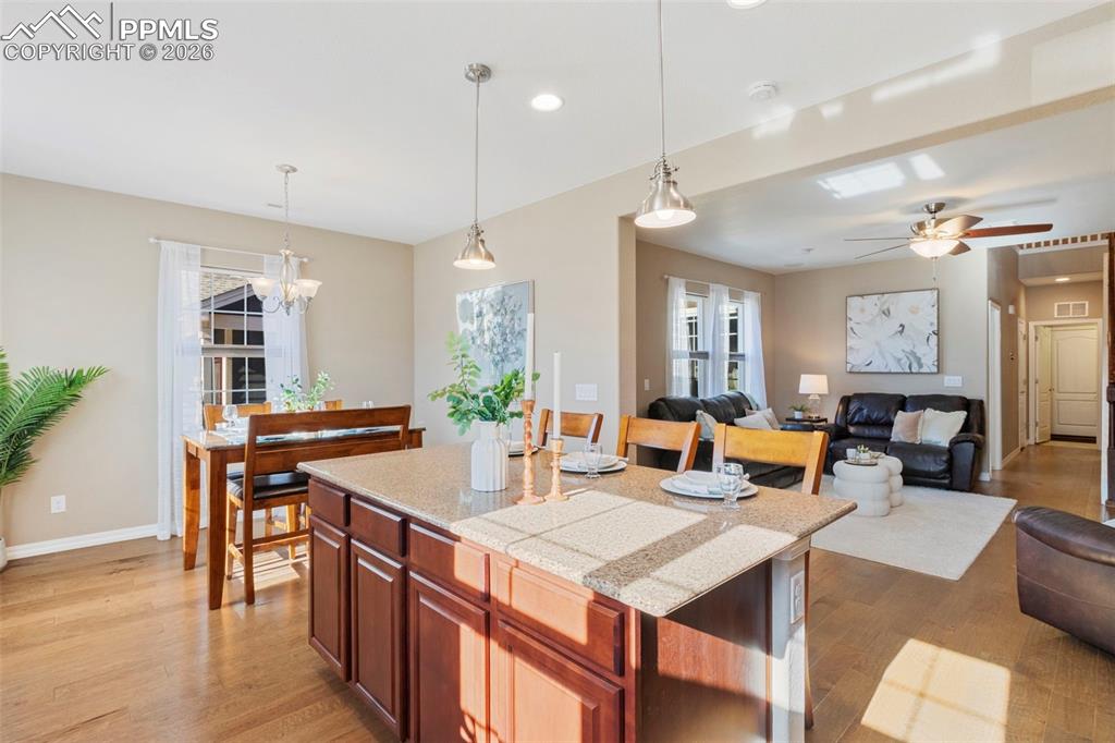 Image 16 of 45: Kitchen