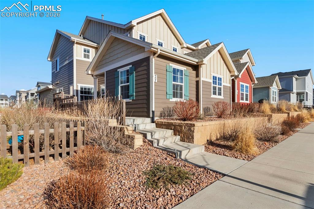 Image 8 of 45: Front of Structure