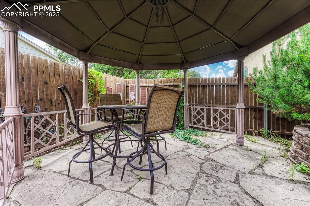 Image 39 of 46: Patio