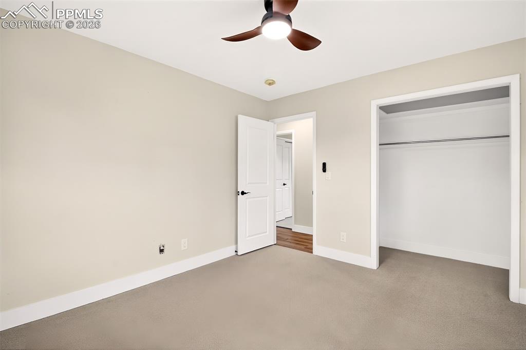 Image 29 of 47: Bedroom