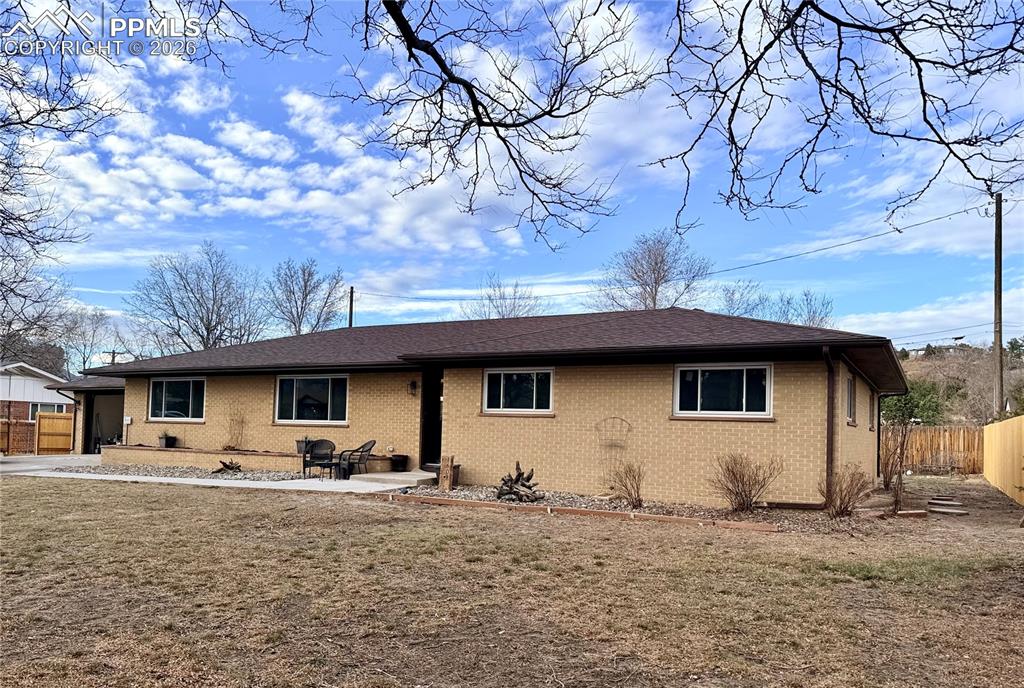 Image 5 of 47: Front of Structure