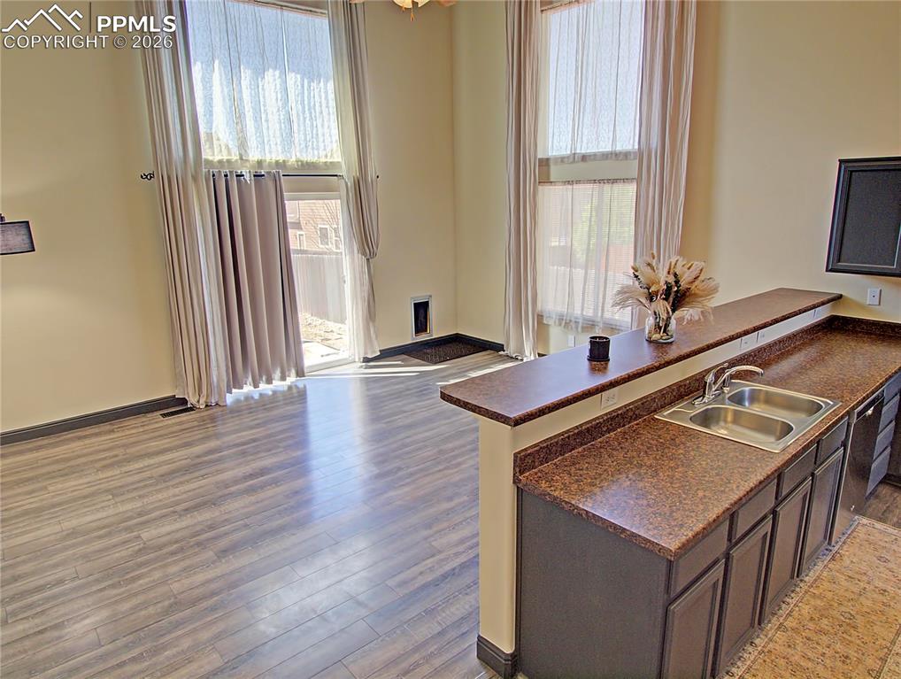 Image 10 of 27: Living Room