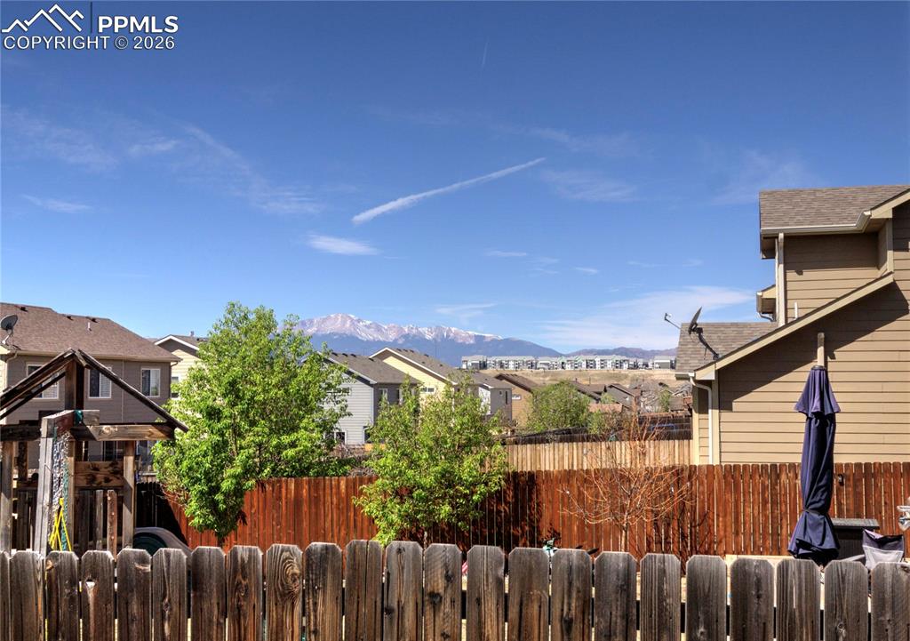 Image 27 of 27: View