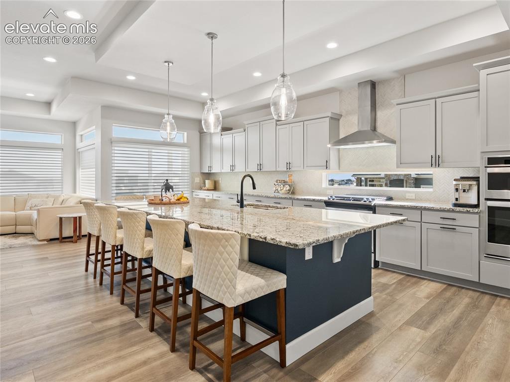 Image 13 of 46: Kitchen