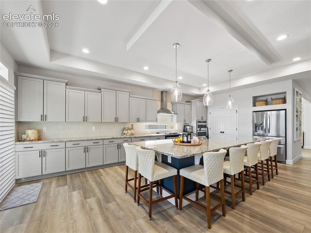 Image 14 of 46: Kitchen