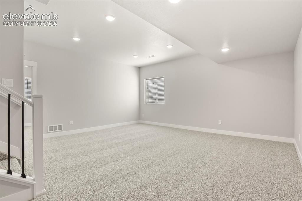 Image 37 of 40: Family Room