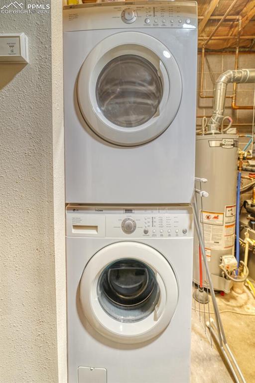 Image 44 of 50: Laundry