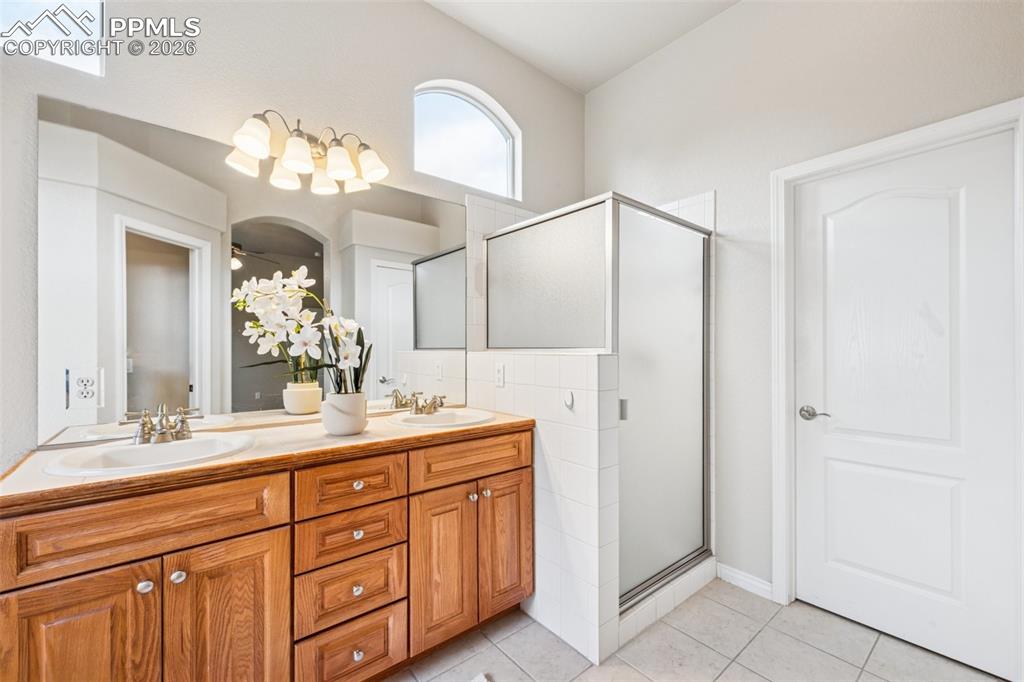 Image 21 of 32: Master Bathroom