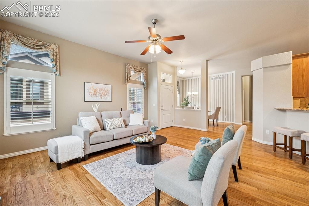 Image 8 of 32: Living Room