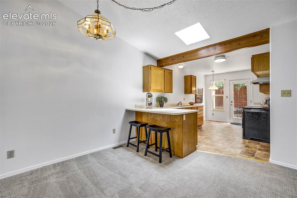 Image 11 of 45: Kitchen