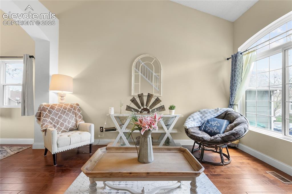 Image 5 of 29: Sitting Room