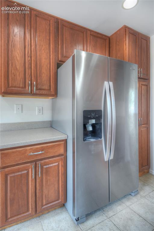 Image 10 of 25: Kitchen