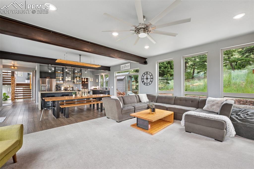 Image 9 of 50: Living Room