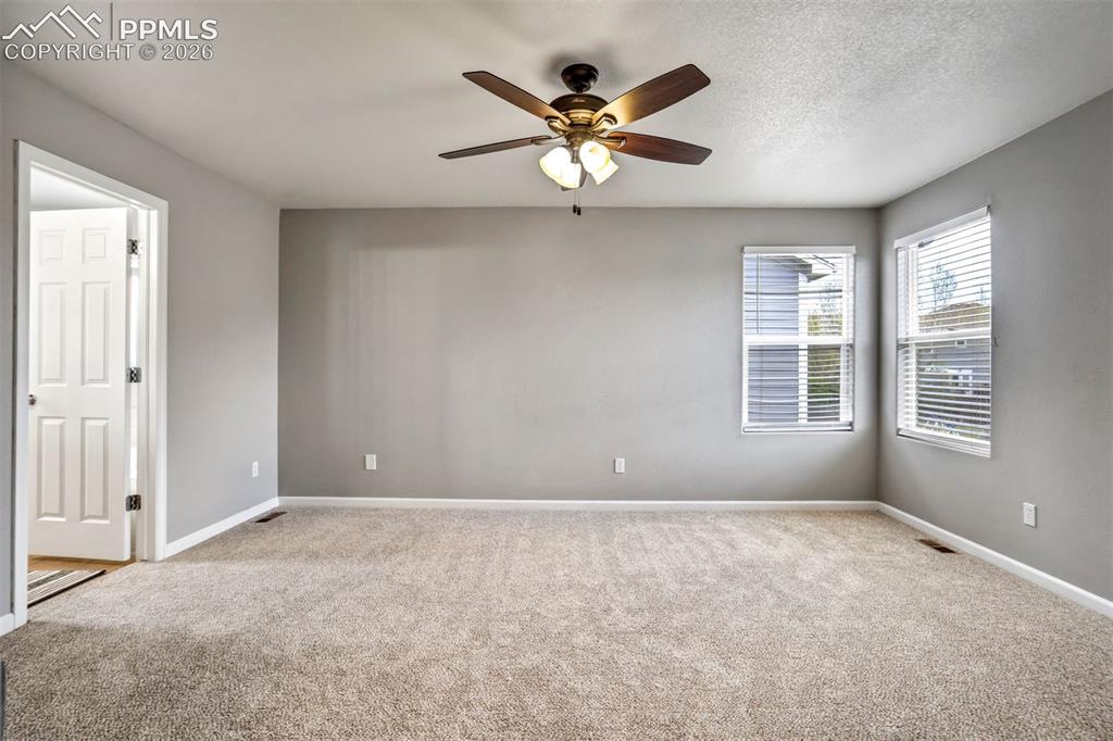 Image 19 of 48: Spacious Primary 